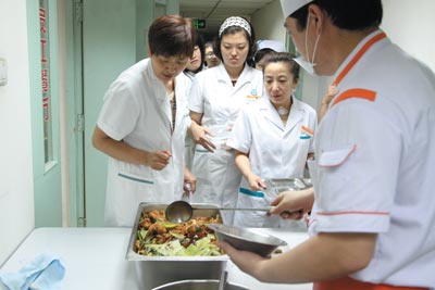 安定门中医院营养午餐开始配送